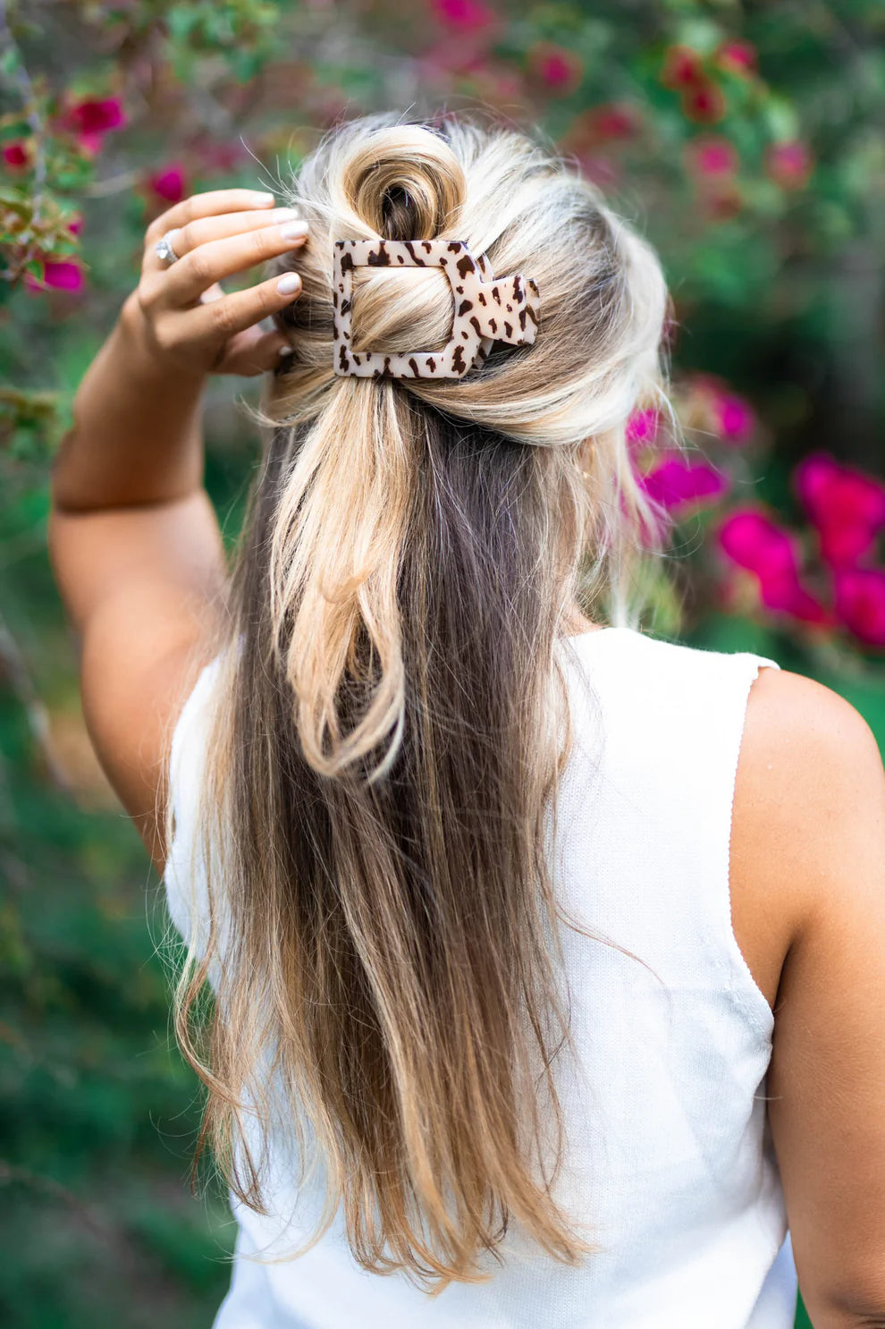 Blonde Tortoise Large Flat Clip