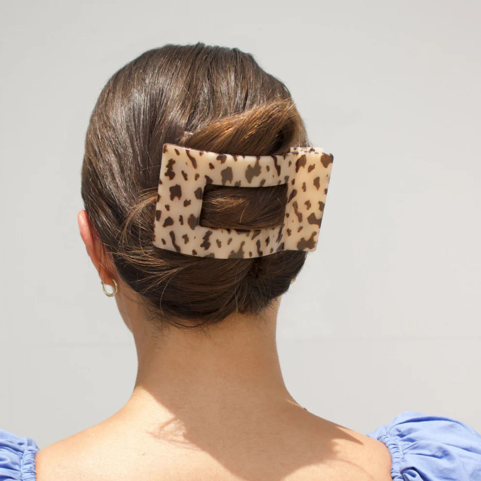 Blonde Tortoise Rectangle Flat Clip